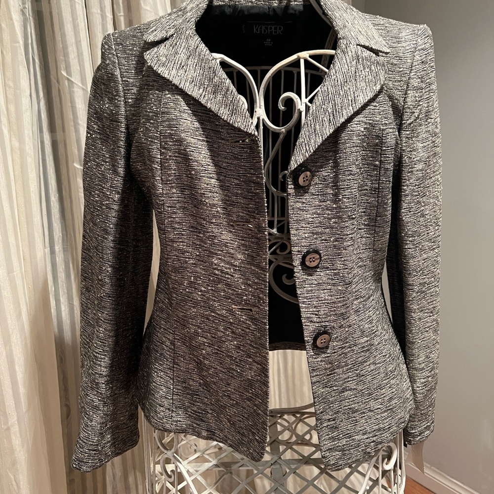 Beautiful blazer with style